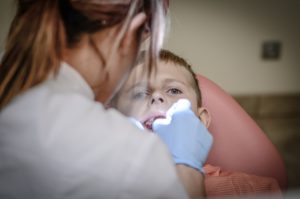 Najlepsze uzupełnienia braków zębowych